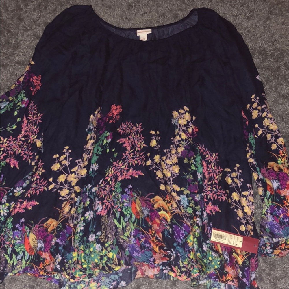 Women’s dress shirt. New with tags!